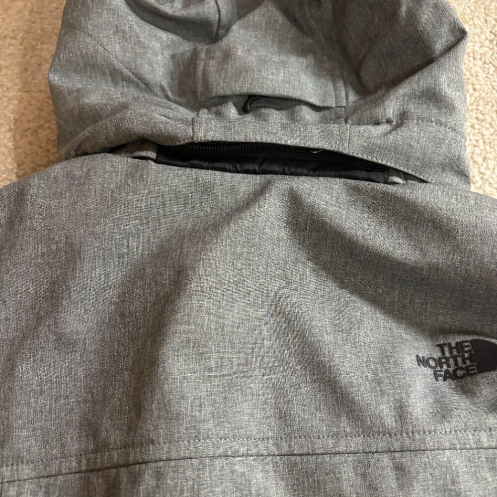 North Face Windwall Jacket - Picture 4 of 12